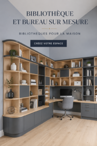Vue d'une bibliothèque sur mesure élégante et accueillante dans un salon