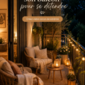 Un balcon décoré avec des plantes vertes et un mobilier confortable, idéal pour la détente.