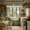 Cuisine aux accents côtiers avec des teintes marines et des accessoires inspirés de la mer