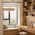 Étagère en bois décorée avec des livres et des objets de décoration dans un intérieur chaleureux.
