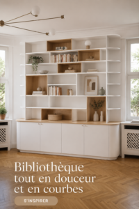Bibliothèque aux courbes douces et modernes dans un intérieur cosy